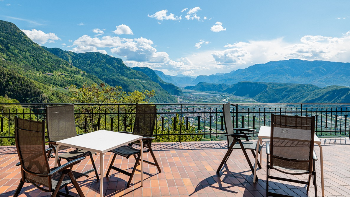 Superior Doppelzimmer mit Terrasse (und Hund)